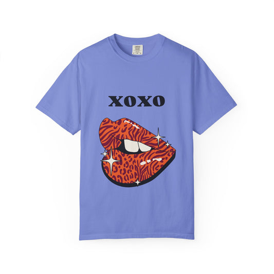 XOXO Leopard Lips Graphic T-Shirt
