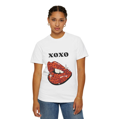 XOXO Leopard Lips Graphic T-Shirt
