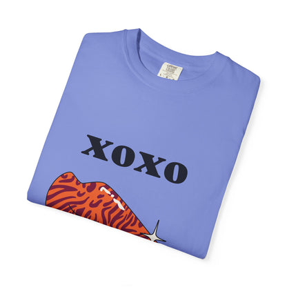 XOXO Leopard Lips Graphic T-Shirt