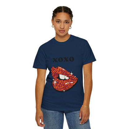 XOXO Leopard Lips Graphic T-Shirt